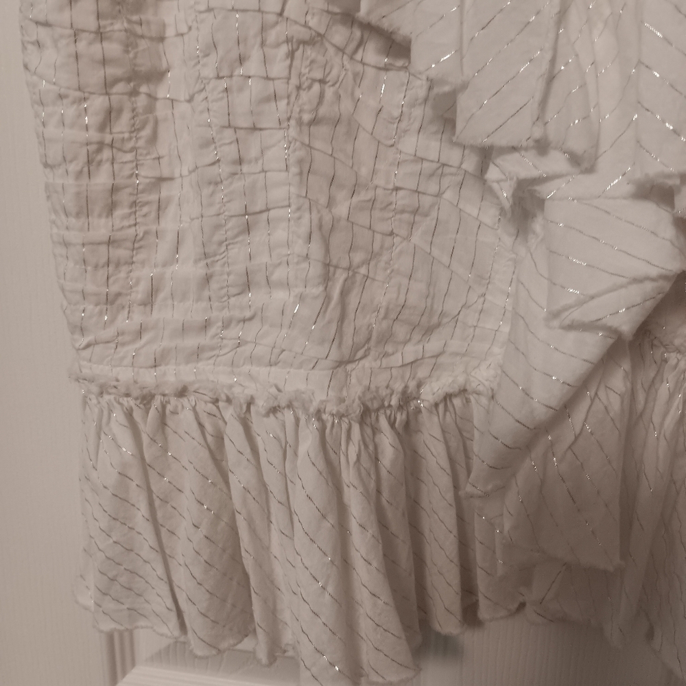 Old Navy White Cotton W/ Silver Thread Ruffled Tie Front Sleeveless Peplum Top - Picture 2 of 8